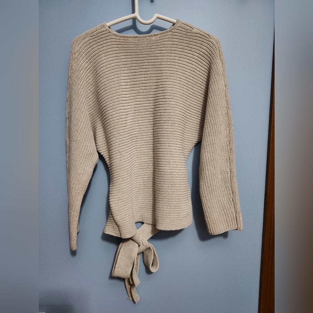 Sweater - Picture 2 of 4